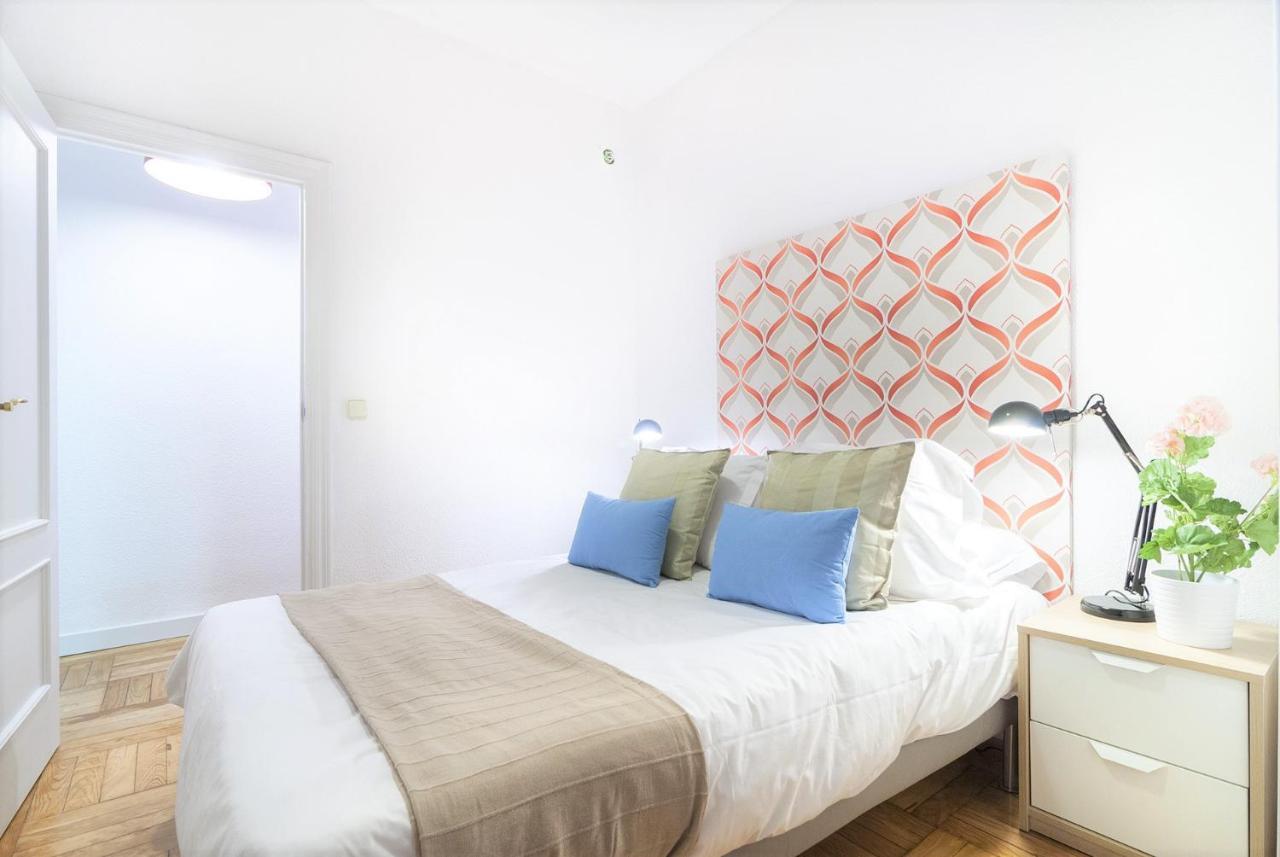 Appartamento Apartamento Plaza Mayor Terrace En Madrid Esterno foto